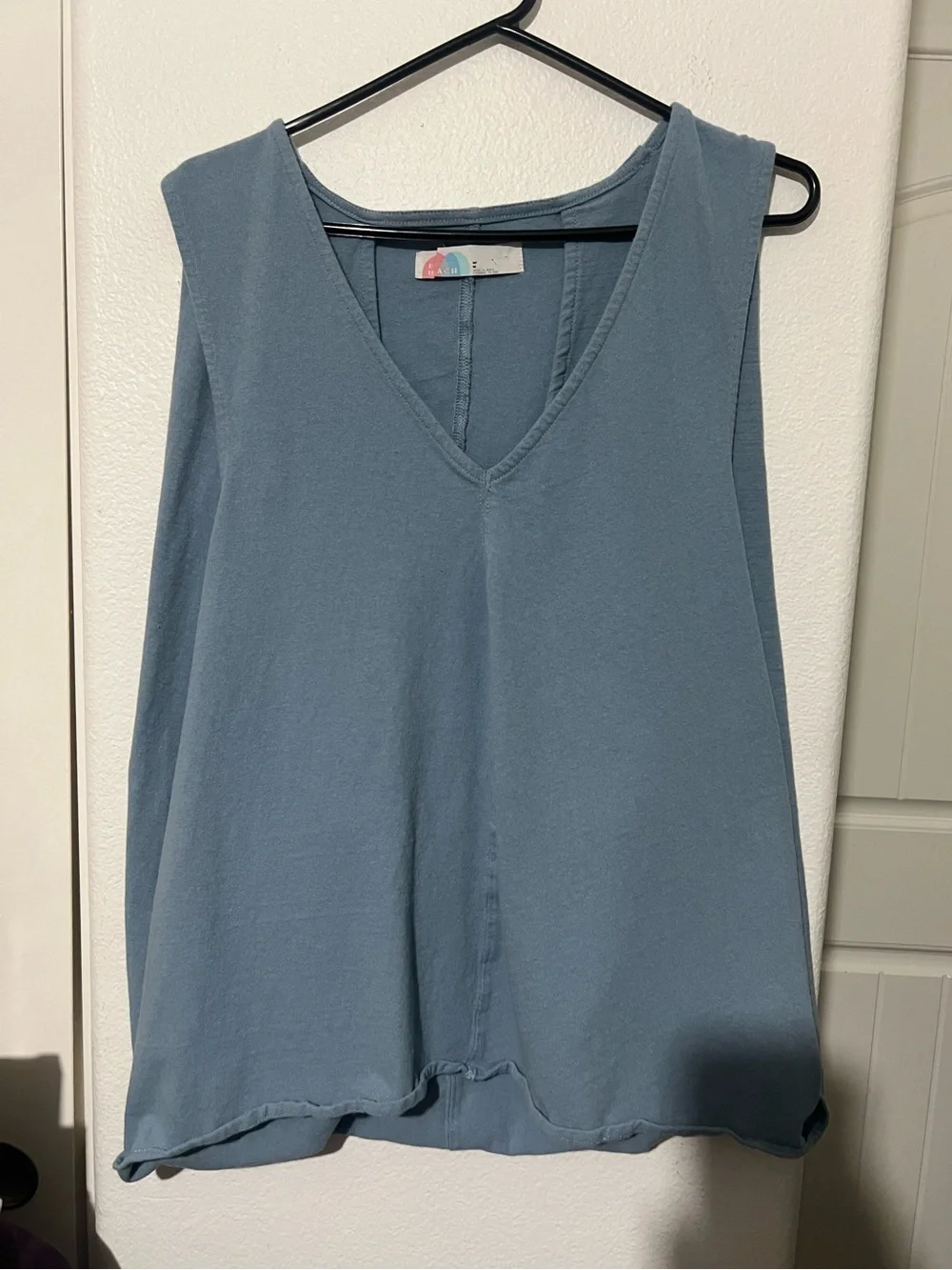 Free People Beach Relaxed Swing-Style V -Neck Tank Top (Dusty Blue)